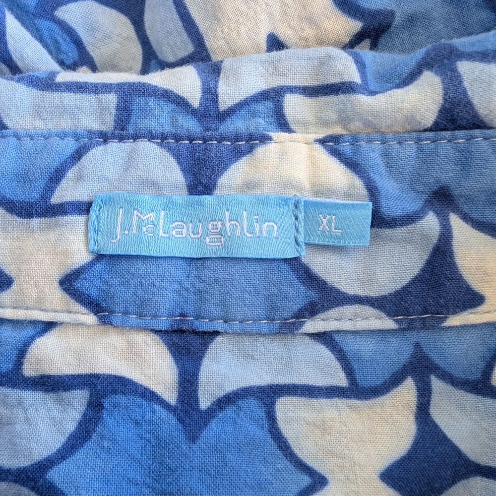 J. McLaughlin Blue and White Floral Shirt - Picture 7 of 8
